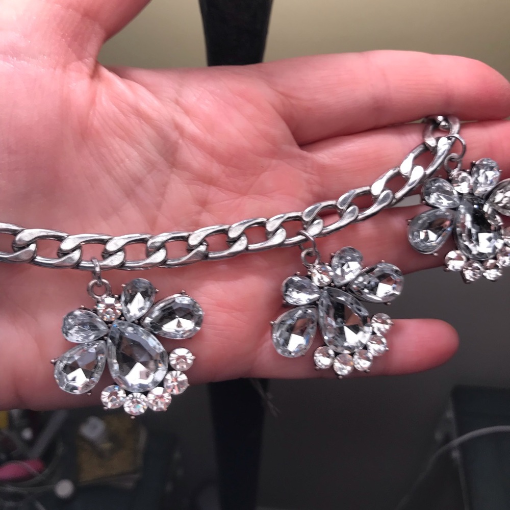 Necklace - Picture 2 of 8